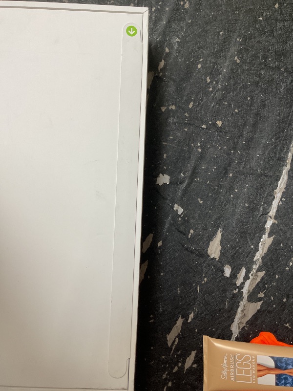 Photo 1 of 16-inch Apple MacBook Pro M5 Pro 18 CPU/20 GPU