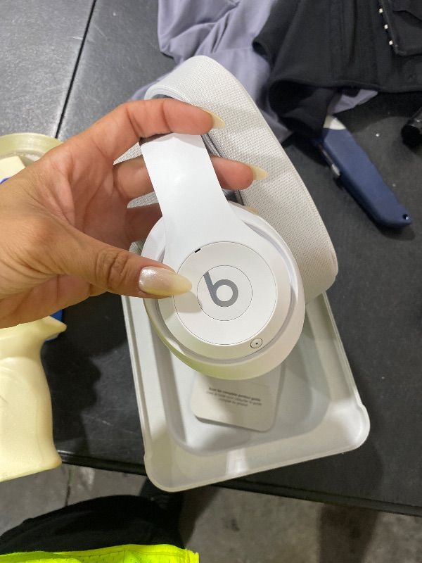 Photo 1 of Beats Studio Pro Premium Wireless Over-Ear Headphones- Up to 40-Hour Battery Life, Active Noise Cancelling, Great for travel & commuting, USB-C Lossless Audio, Apple & Android Compatible - Matte White