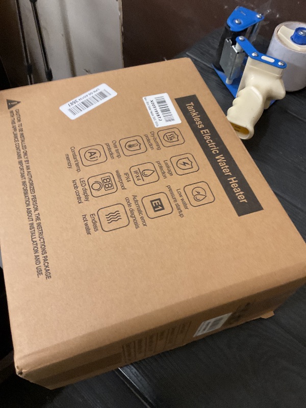 Photo 1 of LECLOC Mini Instant Under Sink Tankless Water Heater 120V 3kW Plug In, LED Digital Display with Big Knob, IPX4, Multiple Safety Features, 30-55? Thermostatic Single Point of Use Electric Water Heater