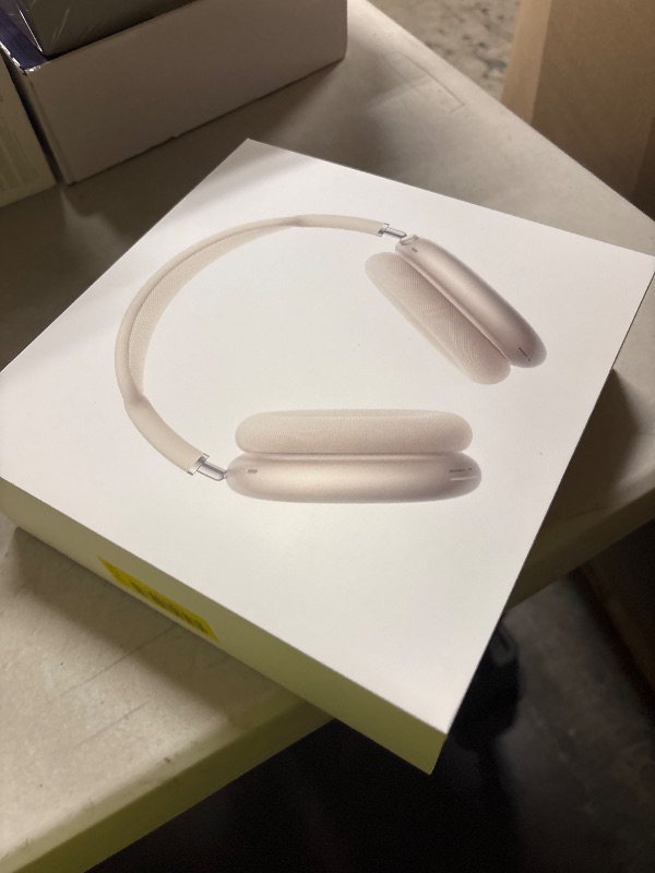 Photo 1 of Apple AirPods Max 2 Wireless Over-Ear Headphones, Active Noise Cancellation, Adaptive Audio, Personalized Spatial Audio, Live Translation, Bluetooth Headphones for iPhone – Starlight
