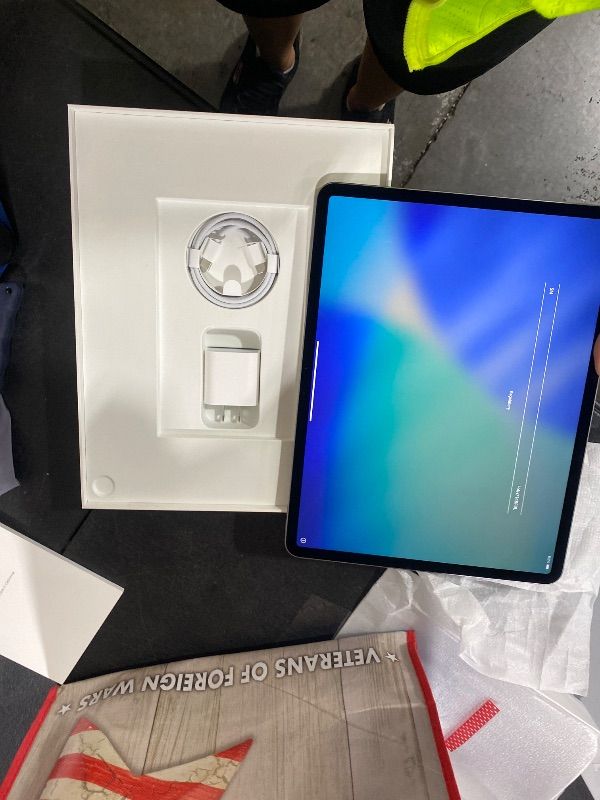 View 7 of Apple iPad Air 13-inch (M4): Liquid Retina Display, 256GB, 12MP Front/Back Camera, Wi-Fi 7 with Apple N1, Touch ID, All-Day Battery Life — Space Gray