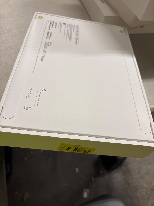 Photo 1 of Apple 2026 MacBook Air 13-inch Laptop with M5 chip: Built for AI, 13.6-inch Liquid Retina Display, 16GB Unified Memory, 512GB SSD, 12MP Center Stage Camera, Touch ID, Wi-Fi 7; Silver