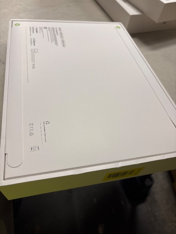 Photo 1 of Apple 2026 MacBook Air 15-inch Laptop with M5 chip: Built for AI, 15.3-inch Liquid Retina Display, 16GB Unified Memory, 512GB SSD, 12MP Center Stage Camera, Touch ID, Wi-Fi 7; Silver