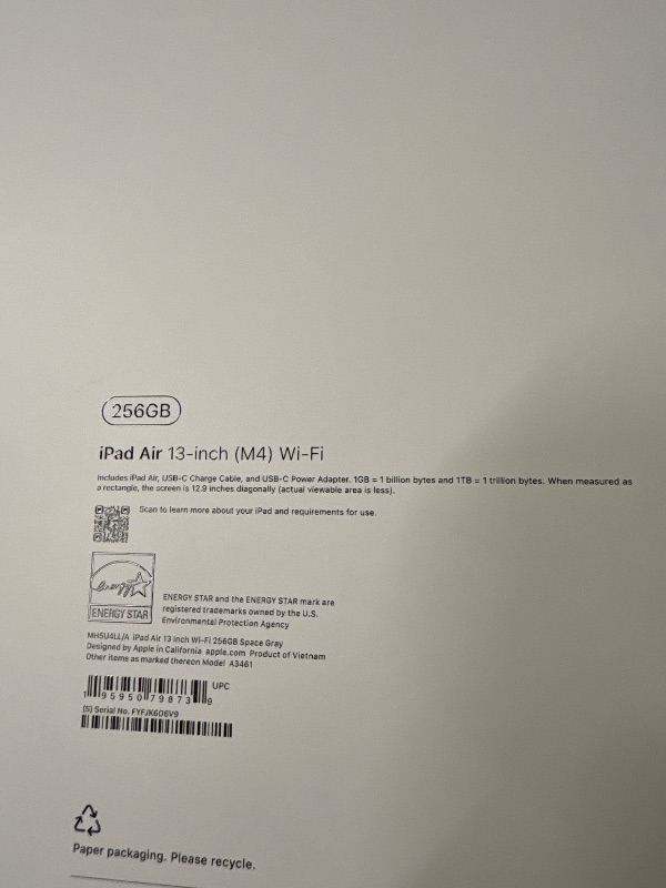 Photo 1 of iPad Air 13 inch