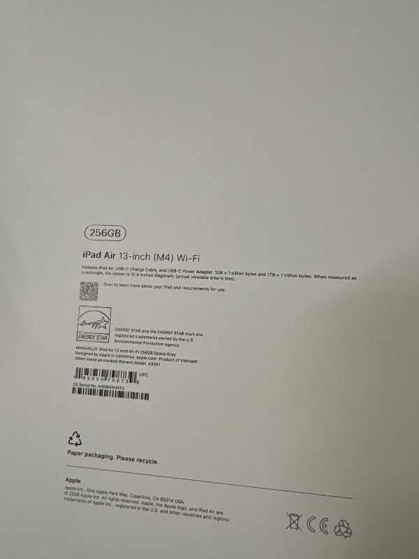 Photo 1 of iPad Air 13 inch