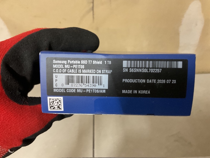 View 3 of Samsung T7 Shield Portable SSD 1TB, USB 3.2 Gen 2, Up to 1,050 MB/s