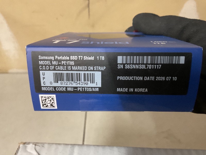 Photo 1 of Samsung T7 Shield Portable SSD 1TB, USB 3.2 Gen 2, Up to 1,050 MB/s