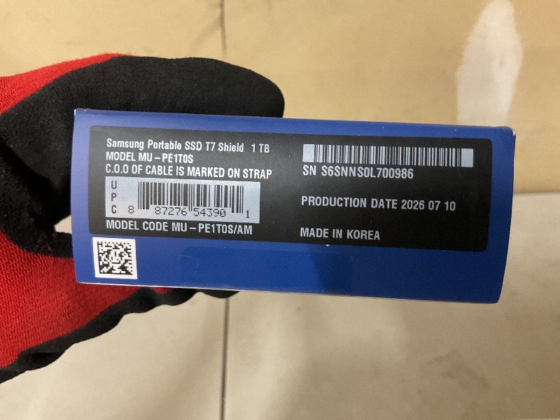Photo 1 of Samsung T7 Shield Portable SSD 1TB, USB 3.2 Gen 2, Up to 1,050 MB/s