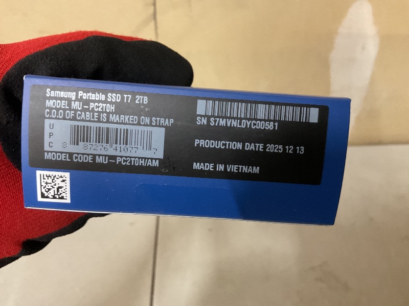 Photo 1 of SAMSUNG T7 Portable SSD, 2TB External Solid State Drive, Speeds Up to 1,050MB/s, USB 3.2 Gen 2, Reliable Storage for Gaming, Students, Professionals, MU-PC2T0H/AM, Blue