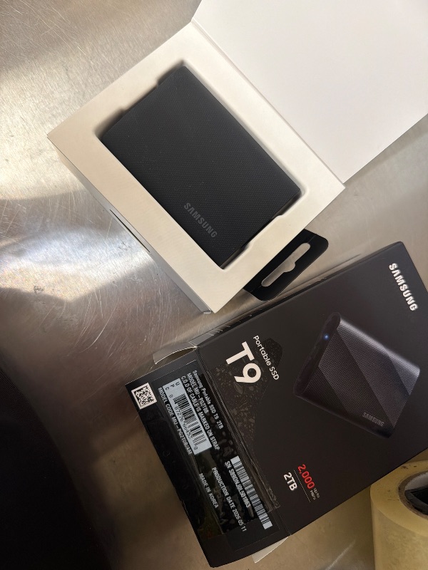 View 4 of Samsung T9 Portable SSD 2TB, USB 3.2 Gen 2x2 External SSD, Up to 2,000 MB/s