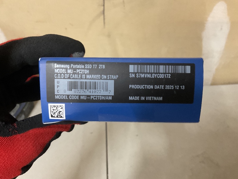 Photo 1 of SAMSUNG T7 Portable SSD, 2TB External Solid State Drive, Speeds Up to 1,050MB/s, USB 3.2 Gen 2, Reliable Storage for Gaming, Students, Professionals, MU-PC2T0H/AM, Blue