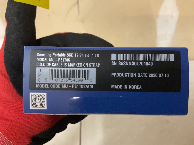 Photo 1 of Samsung T7 Shield Portable SSD 1TB, USB 3.2 Gen 2, Up to 1,050 MB/s