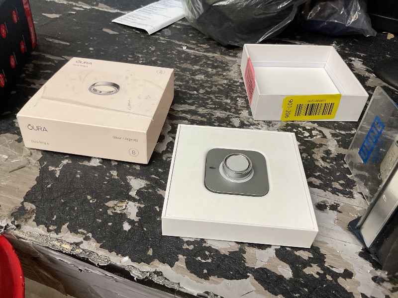 Photo 1 of Oura Ring 4 - Silver - Size 8 - Sleep, Activity, Women’s Health, AI Advisor, Up to 8 Days of Battery Life, Size Before You Buy, Android & iOS Compatible