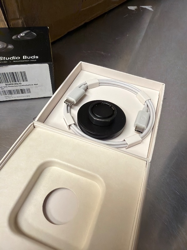 Photo 1 of OURA Ring 5 Smart Ring - Stealth - Size 11