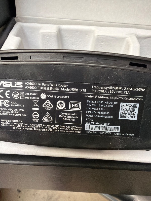 Photo 8 of ASUS ZenWiFi AX WiFi 6 Mesh System (2-Pack)