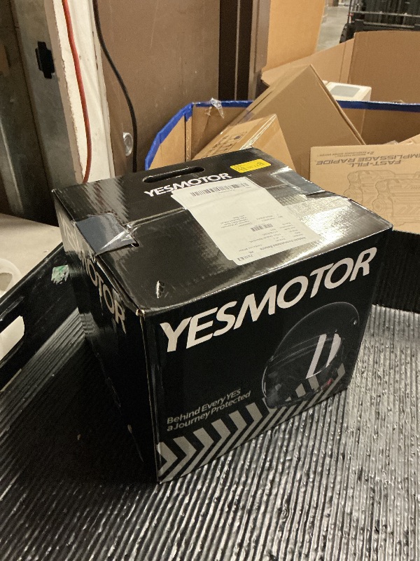 Photo 1 of Yesmotor 3/4 Motorcycle Helmets Retro Open Face Scooters Helmet with Clear Visor for Men and Women- DOT Approved?White,M?