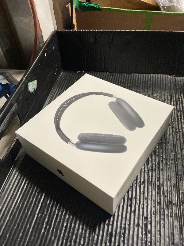 Photo 1 of Apple AirPods Max 2 Wireless Over-Ear Headphones, Active Noise Cancellation, Adaptive Audio, Personalized Spatial Audio, Live Translation, Bluetooth Headphones for iPhone – Midnight