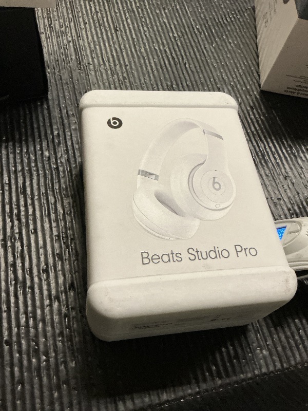 Photo 1 of Beats Studio Pro Premium Wireless Over-Ear Headphones- Up to 40-Hour Battery Life, Active Noise Cancelling, Great for travel & commuting, USB-C Lossless Audio, Apple & Android Compatible - Matte White