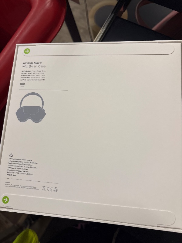 Photo 1 of AirPods Max 2 w Smart Case