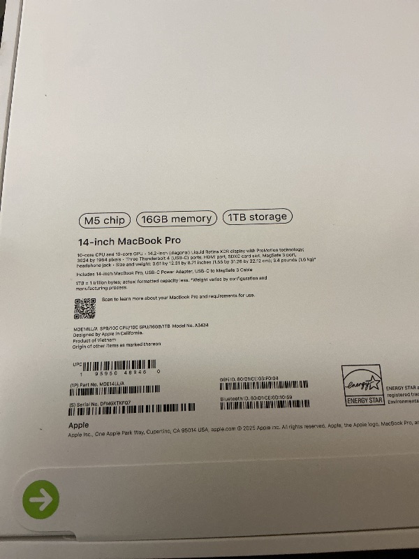 Photo 1 of Apple 2025 MacBook Pro Laptop with Apple M5 chip with 10?core CPU and 10?core GPU: Built for AI, 14.2-inch Liquid Retina XDR Display, 16GB Unified Memory, 1TB SSD Storage; Space Black