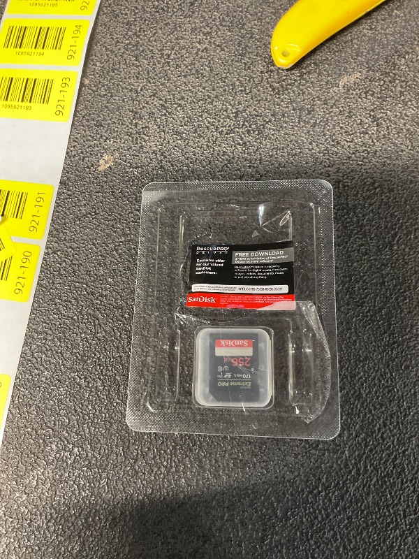 View 3 of [Older Version] SanDisk 256GB Extreme PRO SDXC UHS-I Card - C10, U3, V30, 4K UHD, SD Card - SDSDXXY-256G-GN4IN