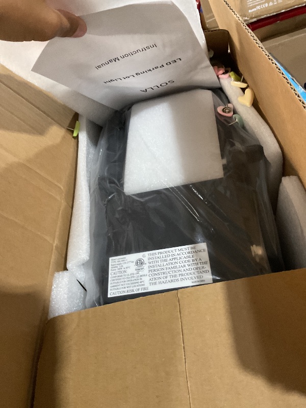 View 2 of ** may or may not be missing parts **
300W Upgraded LED Parking Lot Light with Photocell 45000lm 5000K, ETL, IP66 Waterproof Adjustable 3-Head Commercial Lighting Outdoor, Pole Mount, Flood Lights for Roadways, Driveways