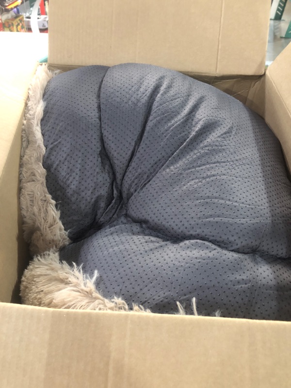 View 2 of ***STOCK PHOTO FOR REFERENCE ONLY***Hoewina Dog & Cat Bed for Indoor Cats, 20in Calming Donut Bed (Light Grey)