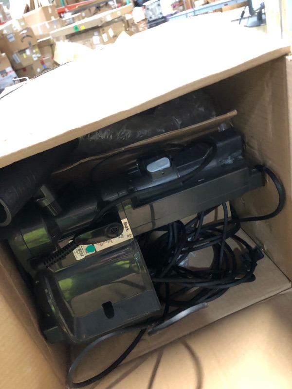 View 2 of ** PARTS ONLY MISSING PIECE TO CONNECT HEAVILY USED UNABLE TO TEST**
Shark UV725 Lift-Away Upright Vacuum
