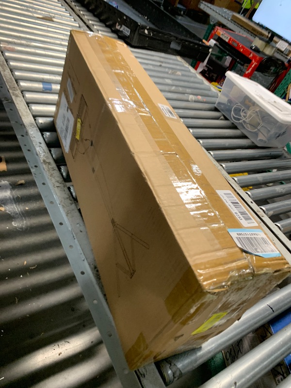 View 2 of ** may be missing parts **
TEXTHELL 3-Head LED Work Light with Stand