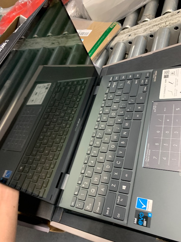 View 4 of ***ACCOUNT LOCKED*** FOR PARTS ONLY***


ASUS ROG Strix G17 Gaming Laptop RTX 4070, Ryzen 9 7945HX, 16GB DDR5, 1TB SSD