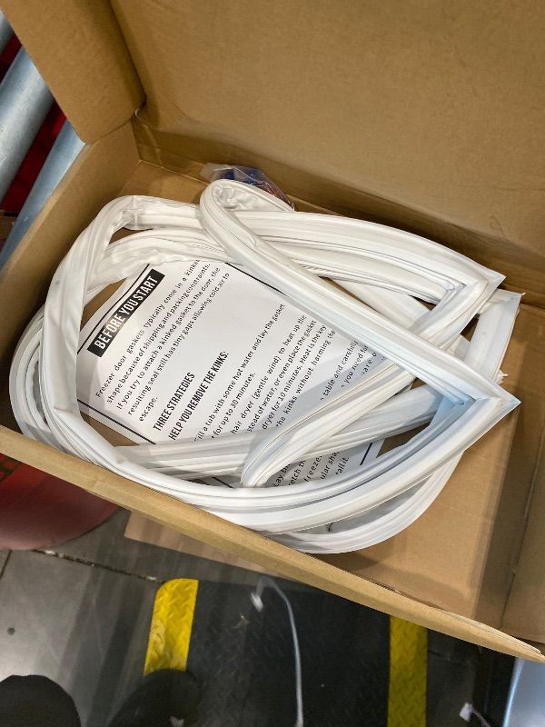 View 3 of [Used] ALVAR W10443319 Freezer Door Gasket - White