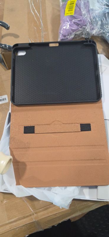 Photo 1 of [NO KEYBOARD] ESR Keyboard Case with Magnetic Stand for iPad 11" (10th/A16 Gen)