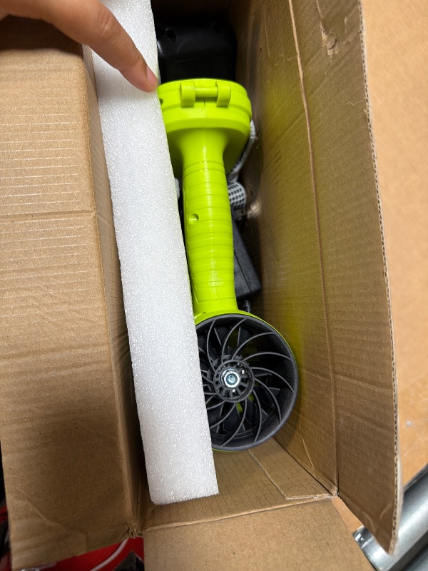 Photo 1 of *** NOT FUNCTIONAL ***07/18 SOLD FOR PARTS // FINAL SALE ***
Handheld Leaf Blower Cordless, Turbo Jet Mini Blower Compatible with Makita Batteries, 2×4.0Ah Rechargeable Battery, Portable Compact Blower for Lawn Patio Car Dust Leaves Snow (Yellow)