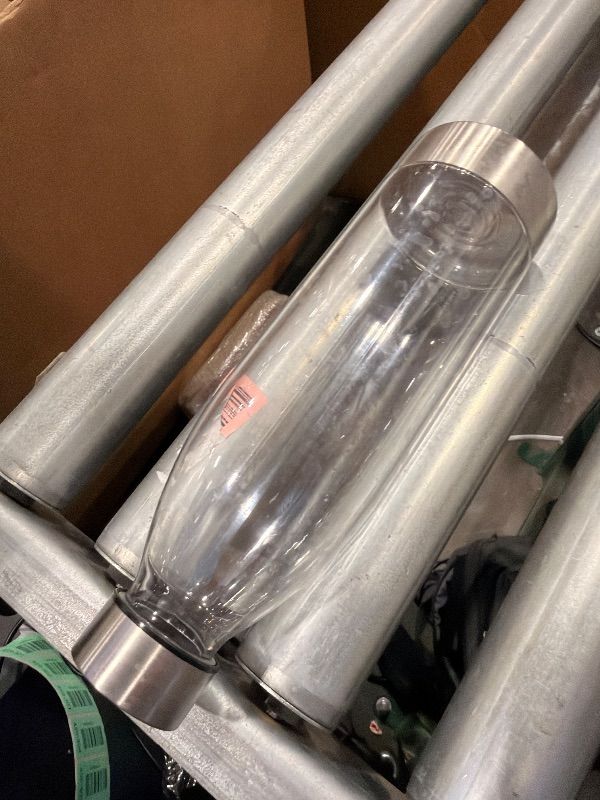 Photo 1 of [Used] Clear Plastic Bottle