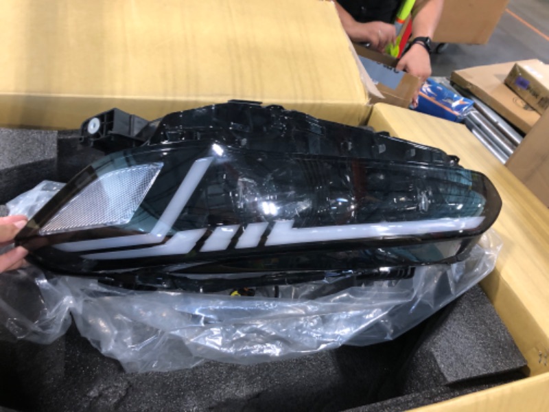Photo 1 of ***SINGLE HEADLIGHT, SIDE UNKNOWN**** T T-ABC New Headlamp Compatible with 2022-2026 Honda Civic Lights Sedan Hatchback LX EX EX-L Sport Touring Hybrid Type R Front Lamp Sequential Animation 11th Gen Accessories Not Fit AFS
