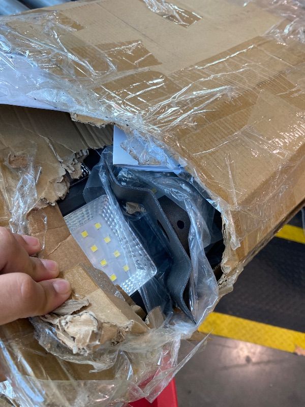 Photo 1 of [NONFUNCTIONAL] Gefolly Solar Street Lights Outdoor, Commercial Parking Lot Light, 6500K Dusk to Dawn IP67 Security Flood Lights Motion Sensor Led Lamp for Basketball Court, Road, Yard (SL-6000W, 600000LM)