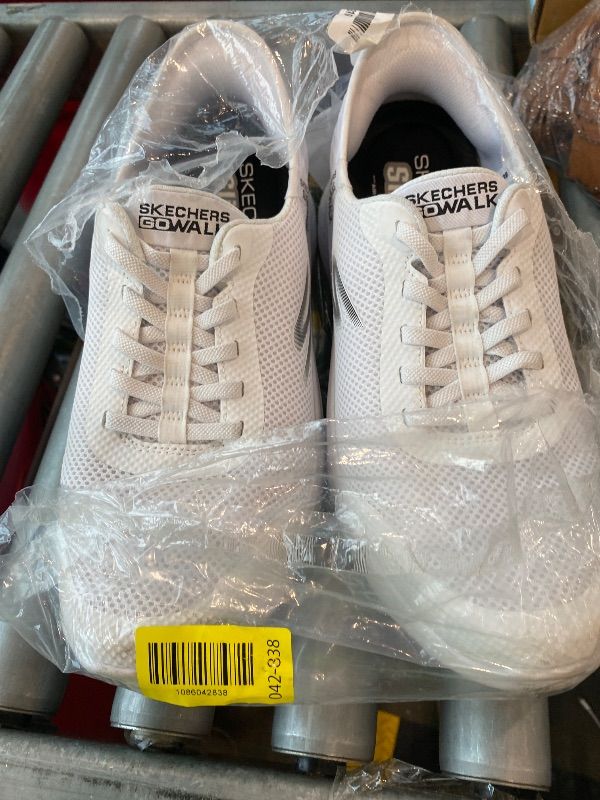 Photo 1 of [Used] Skechers Men's Go Walk Flex Sneaker
