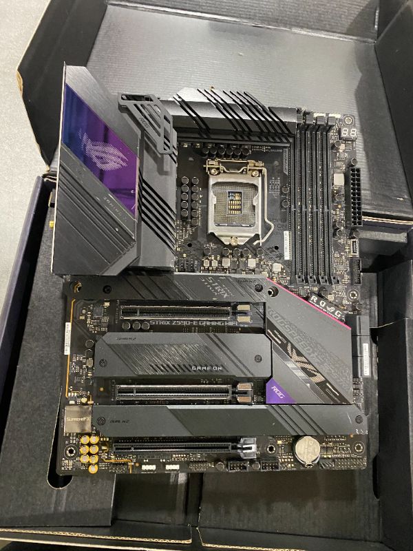 Photo 1 of Asus ROG Strix B550-F Gaming WiFi II AMD AM4 (3rd Gen Ryzen) ATX DDR4 Gaming Motherboard (PCIe 4.0,WiFi 6E, 2.5Gb LAN, BIOS Flashback, HDMI 2.1, Addressable Gen 2 RGB Header and Aura Sync)