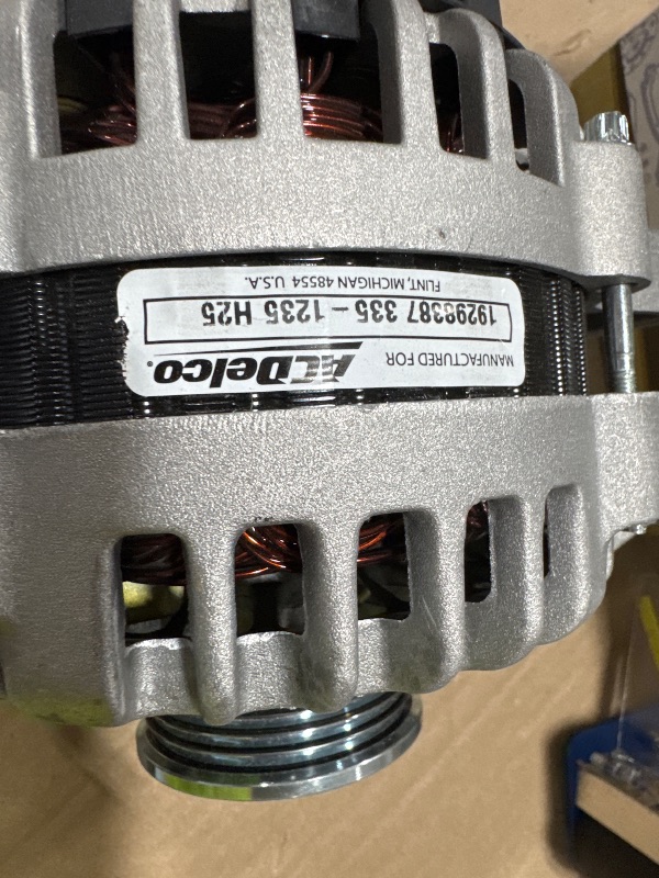 View 3 of ACDelco 335-1235 Alternator