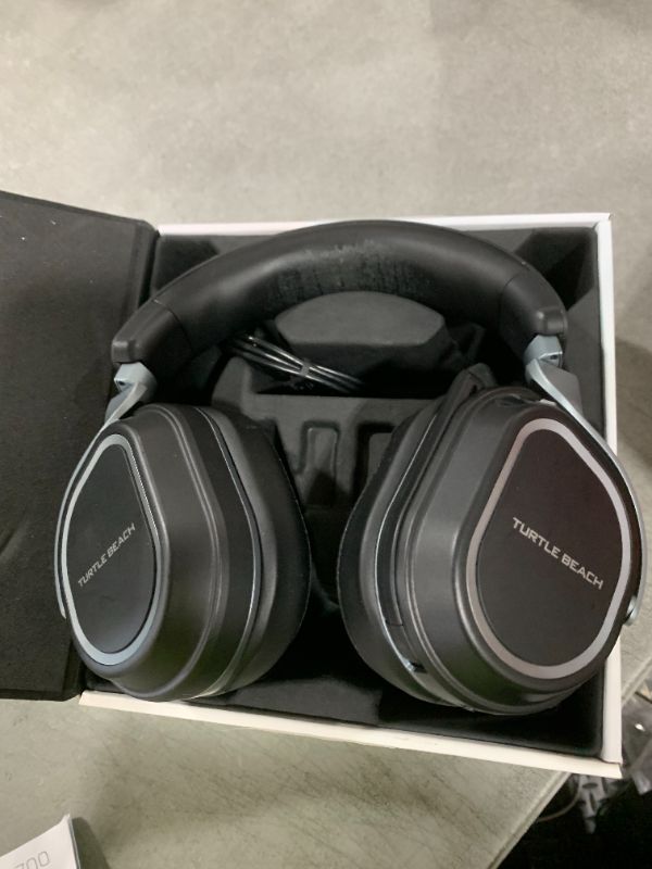 Photo 1 of Turtle Beach Stealth 700 Gen 3 Wireless Gaming Headset