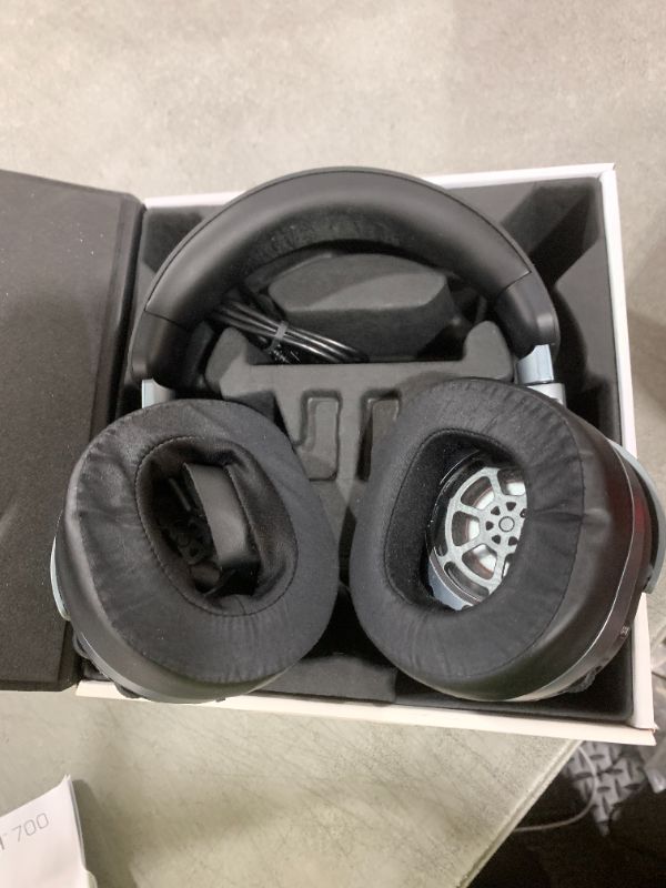 Photo 1 of Turtle Beach Stealth 700 Gen 3 Wireless Gaming Headset