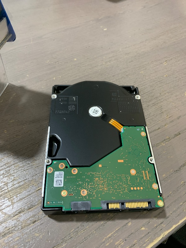 Photo 1 of Western Digital 20TB WD Red Pro NAS Internal Hard Drive HDD - 7200 RPM, SATA 6 Gb/s, CMR, 512 MB Cache, 3.5" - WD202KFGX
