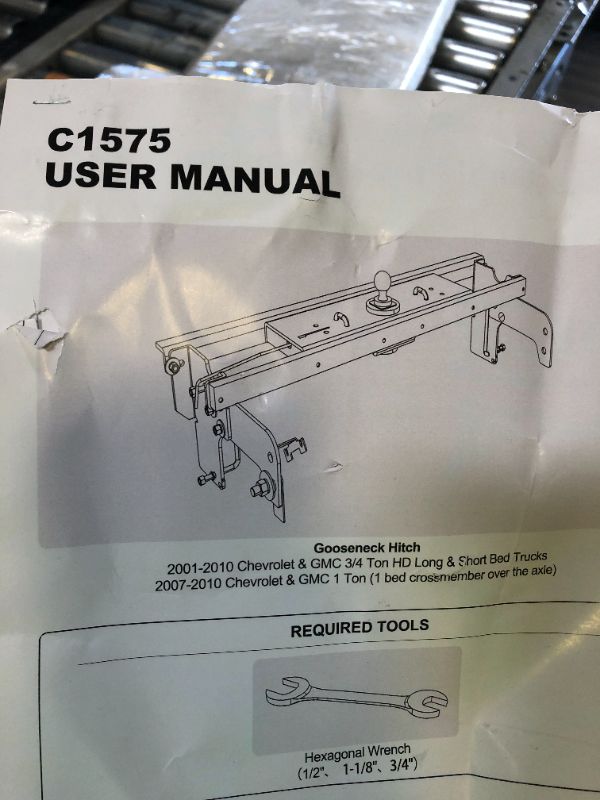 Photo 1 of gooseneck hitch