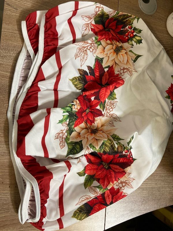 Photo 1 of Aytipun Christmas Round Fitted Tablecloth with Elastic for 44-48 Inch Tables Winter Floral Leaves Print Fitted Table Cover Waterproof Holiday Theme Farmhouse Indoor Outdoor Patio Picnic Party Decor
