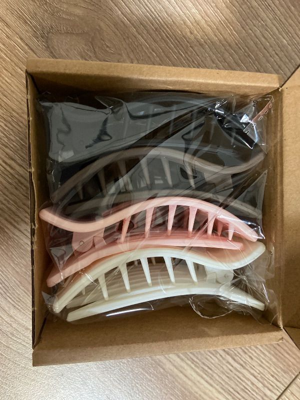 Photo 1 of LATIMOON Flat Hair Clips Claw for Women,Large Flat Claw Clips,Non-Slip Strong Hold French Hair Clips for Thick Thin Hair(Multi-colored)