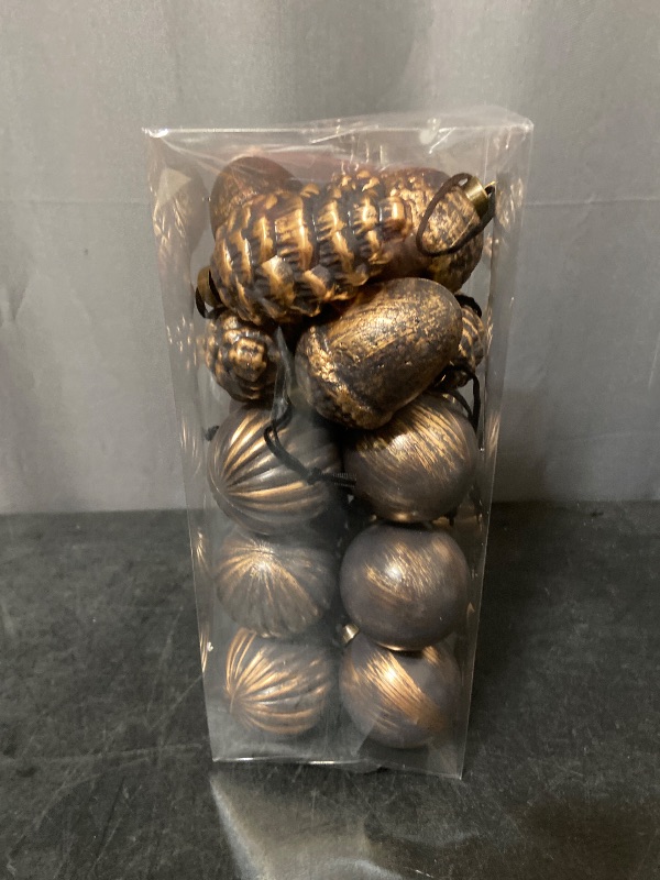 Photo 1 of 20 Pcs Vintage Christmas Ball Ornaments Neutral Textured Christmas Tree Hanging Decorations with Loop Antique Rustic Distressed Ornaments Decor for Home Farmhouse Xmas Party(Brown)