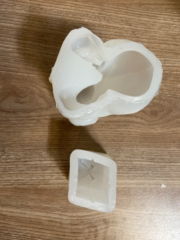 Photo 1 of 2pk Yzgllnamus Christmas molds for Candle Making