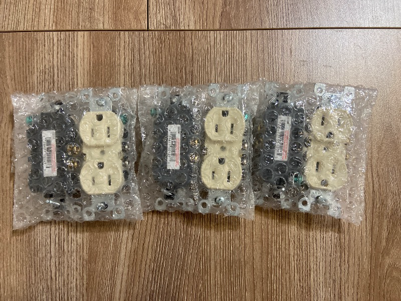 Photo 1 of Leviton 15 Amp 125V Duplex Outlet/Receptacle Ivory (6 Pack)