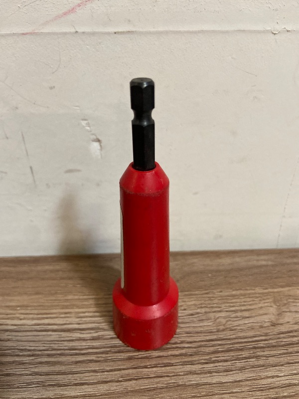 Photo 1 of 3M Power Wire Connector Driver WCD-P is a power-driven installation tool that fits standard drill chucks or screwdrivers to quickly spin on twist-on wire connectors