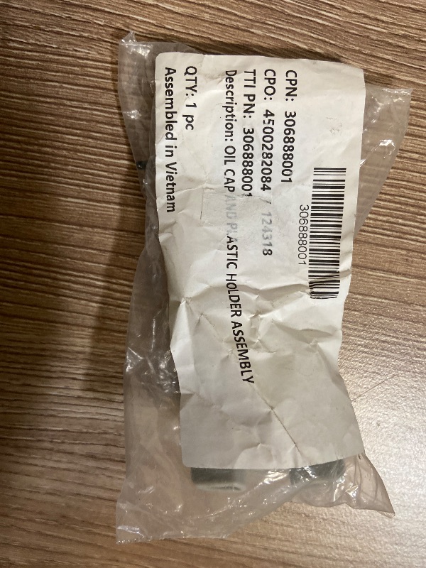 Photo 1 of 1pc Oil Cap And Plastic Holder Assembly